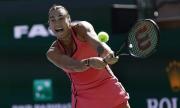 Sabalenka ni sudó para deshacerse de Osaka en el Indian Wells