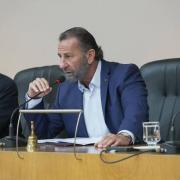 Juri respaldó la suspensión de clases y pidió “madurez política” a la oposición ante la emergencia