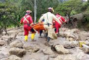Dos adultos mayores resultaron heridos por aluvión en Girón