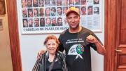 Tom Morello visitó a Abuelas de Plaza de Mayo y destacó su lucha por la memoria