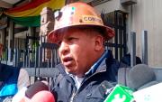 Dirigente minero dice al Rey de España que vaya de rodillas a pedir perdón a Potosí