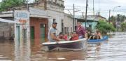 Desalojos masivos en medio de las torrenciales lluvias que afectan Argentina