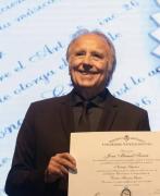 Universidad Nacional de Cuyo le otorgó un doctorado honoris causa a Serrat