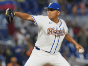 Venezuela con Ranger Suárez buscará pase a semifinal ante Japón