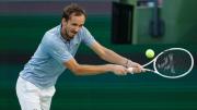 Daniil Medvedev dio la sorpresa ante Carlos Alcaraz y se citó con Jannik Sinner en la final de Indian Wells