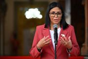 Delcy Rodríguez asegura que Venezuela “muy pronto” izará su bandera en la embajada en EE UU