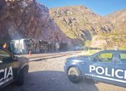 Un camión volcó en el Paso a Chile: precaución en Potrerillos