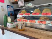 Empanadas siguen comandando los desayunos en Las Tejerías