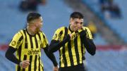 Damián García entrenó otra vez con el escudo de Peñarol junto a su pareja, Sol Corbo, tras volver a jugar en Emiratos Árabes Unidos