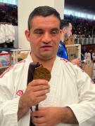 Aisenino Wladimir Vergara se prepara para las competencias internacionales en parakarate