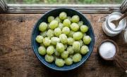 Con gusto a caramelo: receta de snack a base de uvas congeladas sin azúcar, ideal para los antojos dulces