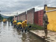 FFAA responden a inundaciones en Quillacollo