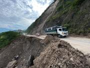 Transitar por la vía Cuenca-Girón-Pasaje se vuelve un riesgo constante