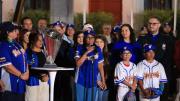 Gobierno dotará de equipos y uniformes a más de mil clubes de béisbol menor
