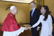 Papa León XIV y los reyes de España se reunieron en el Vaticano durante casi una hora