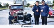 Mirá quiénes fueron a disfrutar del 3° Raid de Autos Antiguos