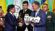 Colombia traspasa a Uruguay la presidencia pro tempore de la Celac