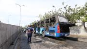 Alarma en el norte de Guayaquil por incendio de bus de la Metrovía: así fue atendida la emergencia
