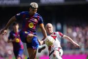 España: Ronald Araujo le dio la victoria al líder Barcelona ante Rayo Vallecano