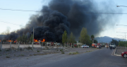 Incendio en el Parque Industrial: ardió un depósito con residuos peligrosos
