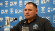 Gerardo Acuña confirmó su continuidad como entrenador de Estudiantes