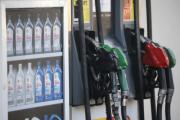 Ad portas de anuncio de Kast de alzas en los combustibles, Hacienda oficializa cambios de parámetros al Mepco