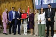 Teresa Parodi fue reconocida por Diputados en un emotivo acto