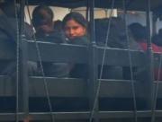 Hallaron a 229 migrantes ocultos en un tráiler en México