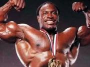 El fisicoculturista que fue ocho veces campeón de Mr. Olympia y necesita un donante de riñón: Retrasé 26 años mi enfermedad con buena alimentación y ejercicio