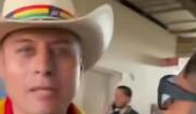 “Vaya a trabajar”: hincha boliviano increpa a Edmand Lara en México
