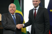Francia y Brasil acuerdan coordinación sobre situación en Venezuela