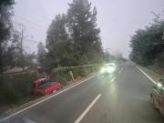 Linares: volcamiento de vehículo activó rescate de Bomberos en sector Llancanao