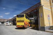 Terminal de Buses de La Paz suspende salidas al Oriente por bloqueo en Parotani