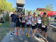 Triatletas bolivianas brillan en Argentina y clasifican al Mundial