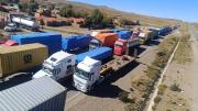 Transporte pesado reporta más de 3.000 camiones varados y alista denuncia contra bloqueadores
