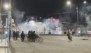 La Policía gasificó a movilizados, tras denuncia de violencia y saqueos en El Alto