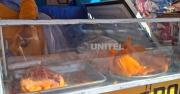 Comerciante denuncia que saquearon y lanzaron piedras a su camión cuando transportaba pollo a La Paz