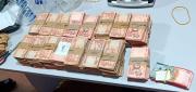 POLICÍA INVESTIGA A SUJETO CON CASI BS 5 MILLONES POR POSIBLE FINANCIAMIENTO DE BLOQUEOS