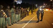 Aprehenden a tres personas trasladando 105 bidones de combustible al trópico de Cochabamba