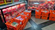 Emapa comercializa 10 toneladas de pollo en La Paz ante bloqueos