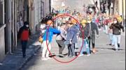Maestros y mineros agreden a periodistas pese a compromiso de Argollo