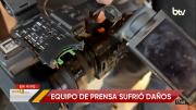 Equipo de prensa de Bolivia TV sufre daños por dinamita de mineros en el centro paceño
