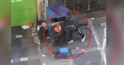 Video: Denuncian que un hombre con casco de minero robó en el puesto de un lustrabotas