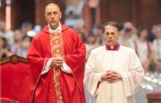 El Vaticano amenaza con excomulgar a grupo tradicionalista