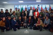 Presidente de la Cámara de Diputados gestionó la entrega de lentes gratuitos a 82 madres del Centro Oncológico de La Paz