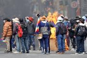 Protestas contra el Gobierno derivan en vandalismo y saqueos en entidades de La Paz