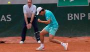 Prado sigue haciendo historia y queda a un paso del cuadro principal de Roland Garros