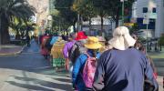 Juntas vecinales de Palca marchan por la avenida Ballivián hacia el centro sin causar disturbios