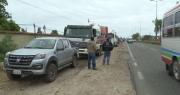 Santa Cruz: Se forman filas por combustible en los surtidores y conductores lo atribuyen a los bloqueos