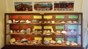 Museo de Tarija estrena vitrina con la historia de las rocas